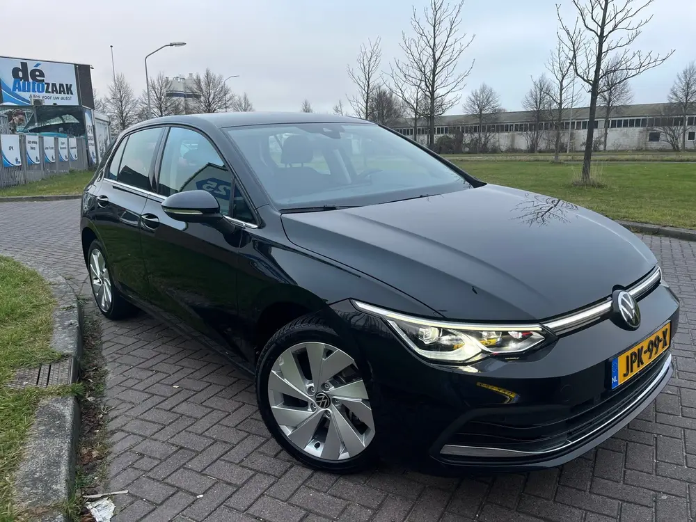 Volkswagen Golf eHybrid KeyLess|Alcantara|NAP CarPass! uit 2024, foto 2