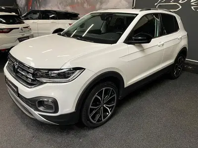 Volkswagen T-Cross Style NAVI 150 PK 18"" uit 2020