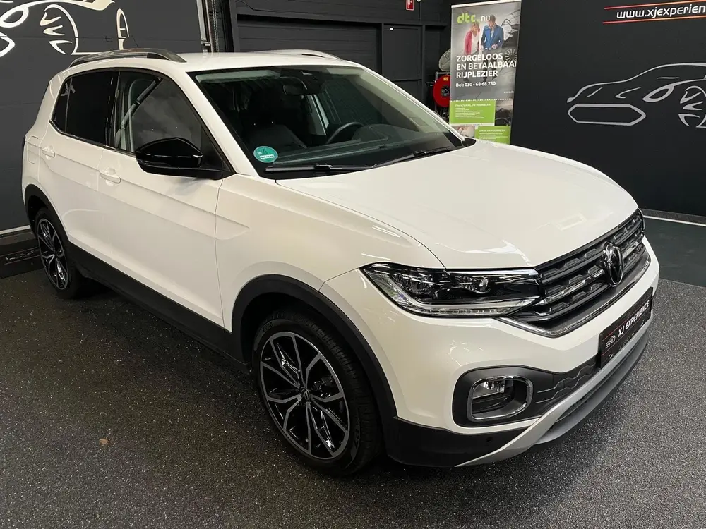 Volkswagen T-Cross Style NAVI 150 PK 18"" uit 2020, foto 3