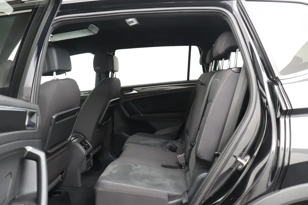 Volkswagen Tiguan Allspace 1.5 150 PK Aut. R-Line 7p. Trekha uit 2020, foto 10