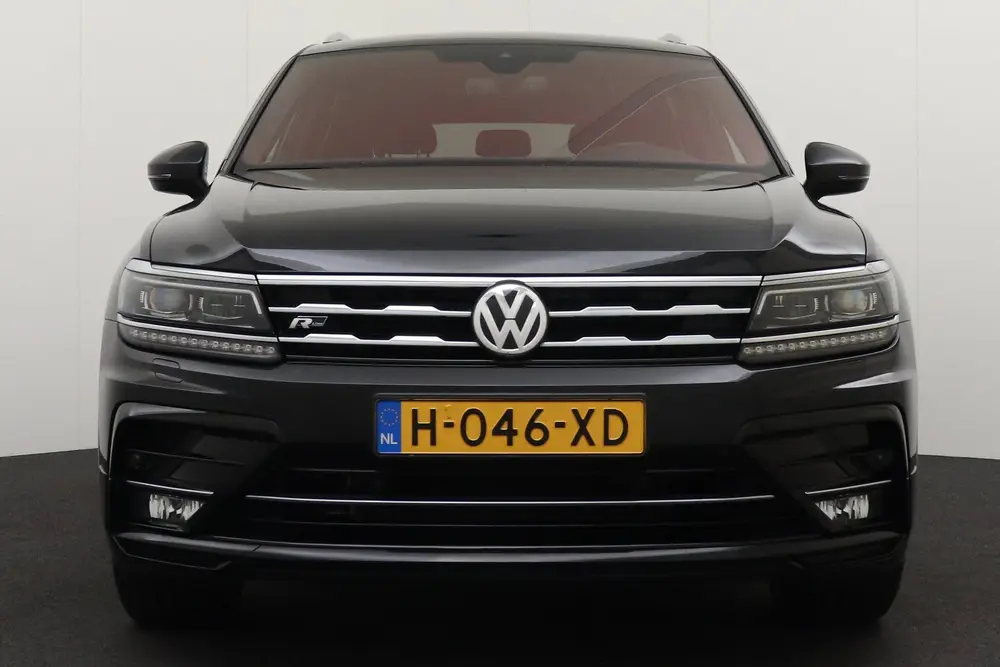 Volkswagen Tiguan Allspace 1.5 150 PK Aut. R-Line 7p. Trekha uit 2020, foto 3