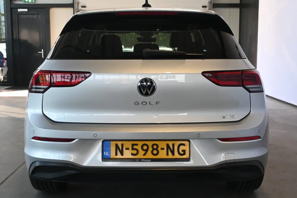 Volkswagen Golf 1.5 eTSI R-Line Automaat Clima Carplay Cruis uit 2020, foto 16