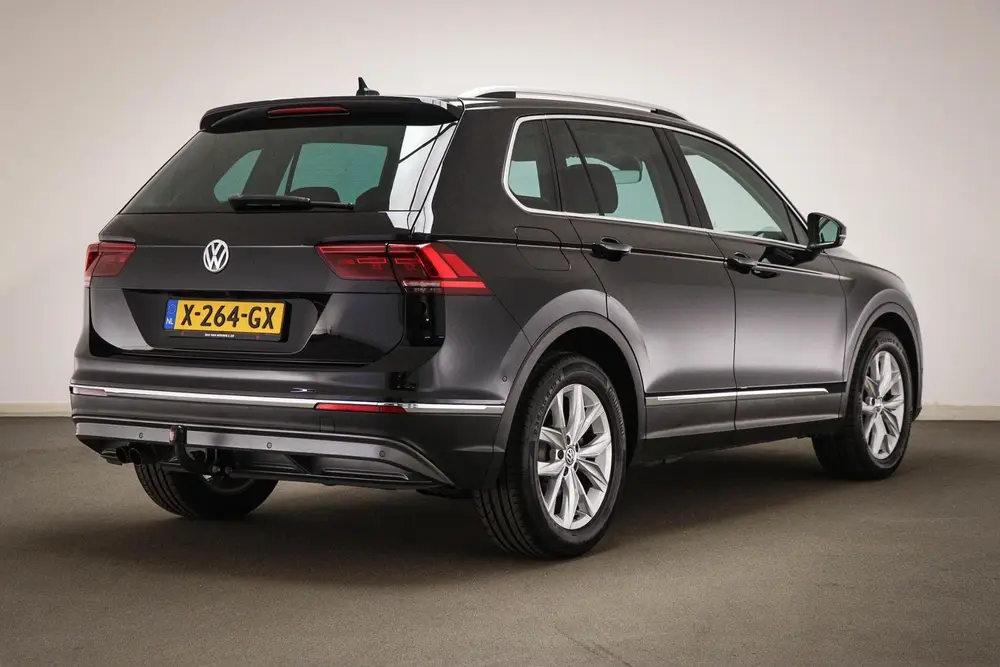 Volkswagen Tiguan 1.5 TSI ACT Highline | STOELVERWARMING | A uit 2020, foto 2