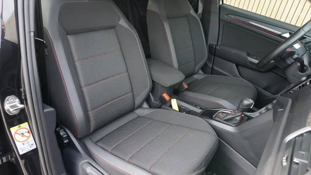 Volkswagen T-Roc 1.5 TSI 150pk DSG Sport Clima Keyless DAB V uit 2022, foto 11
