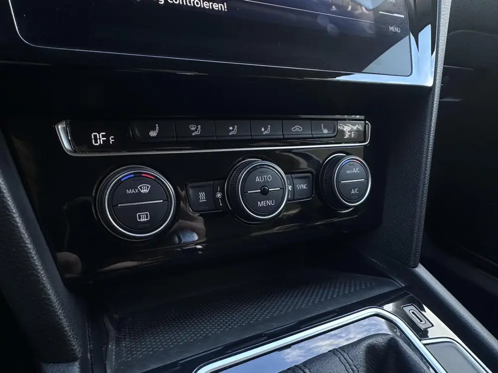Volkswagen Passat Variant 1.4 TSI PHEV GTE Highline Led, ACC uit 2020, foto 18