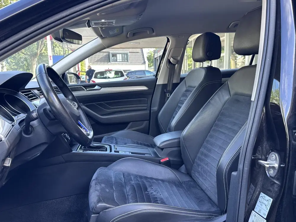 Volkswagen Passat Variant 1.4 TSI PHEV GTE Highline Led, ACC uit 2020, foto 4