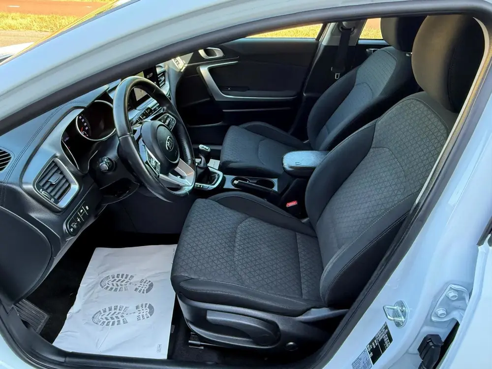 Kia Ceed Sportswagon 1.0 T-GDi DynamicLine/Navi/Camera/Carpl uit 2019, foto 12