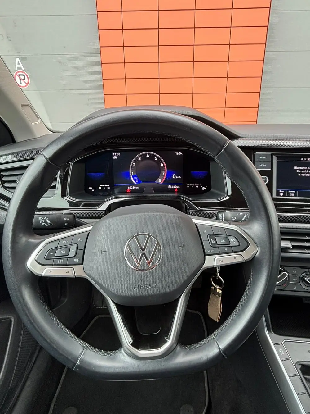 Volkswagen Polo 1.0 MPI 80pk 2022 Grijs uit 2022, foto 11