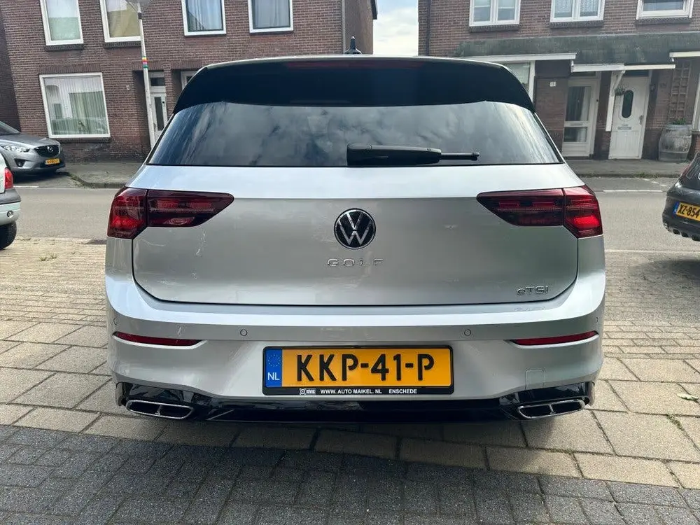 Volkswagen Golf 1.5 ETSI 2x R-LINE BNS+ DSG AUTOMAAT uit 2022, foto 6