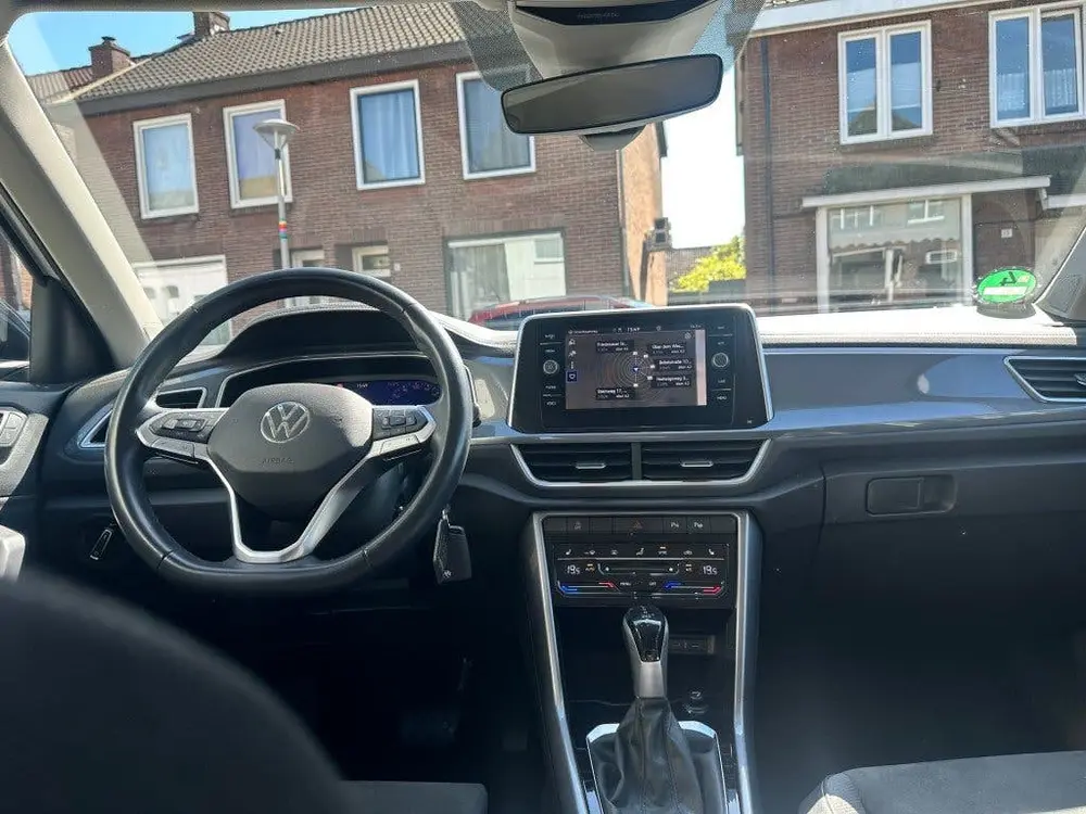Volkswagen T-Roc 1.5 TSI LIFE BNS facelift model AUTOMAAT uit 2022, foto 7
