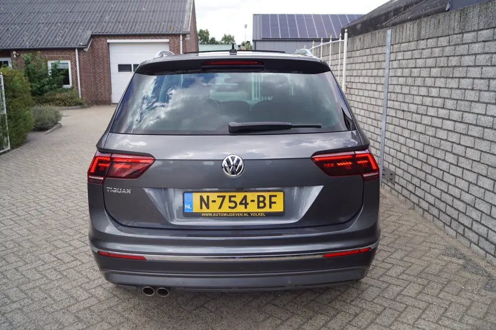 Volkswagen Tiguan 1.5 TSI ACT Highline Autom Panodak Alcanta uit 2019, foto 5
