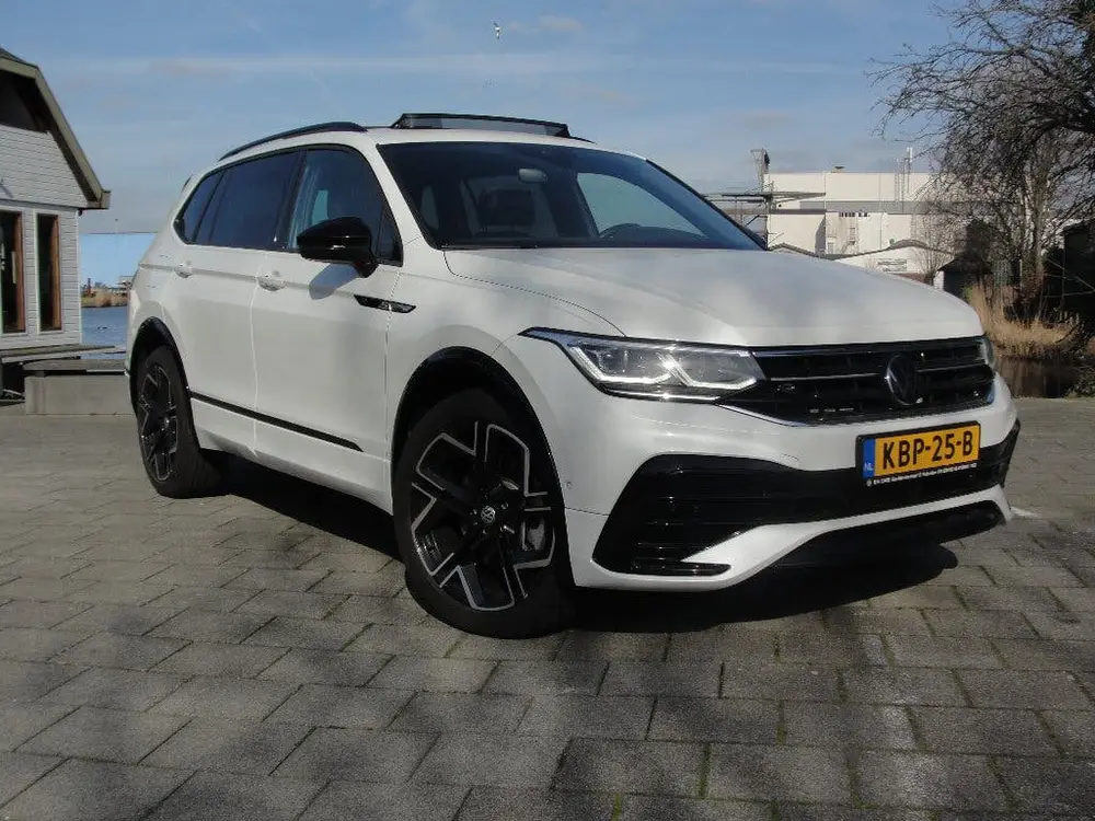 Volkswagen Tiguan VW TIGUAN ALLSPACE 2.0/190 PK/ R-LINE/2024/7-STOEL/4 MOTION uit 2024, foto 2