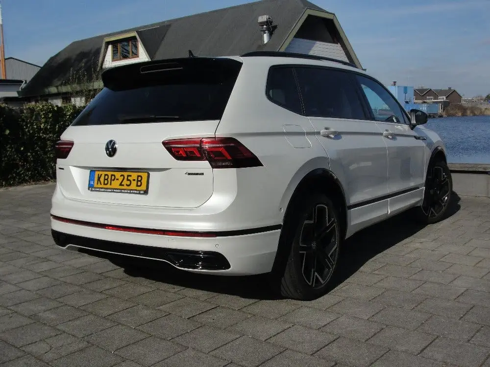 Volkswagen Tiguan VW TIGUAN ALLSPACE 2.0/190 PK/ R-LINE/2024/7-STOEL/4 MOTION uit 2024, foto 4
