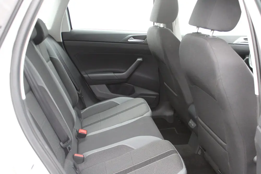Volkswagen Polo 1.0 TSI R-Line Business keurige 5-deurs met uit 2023, foto 14