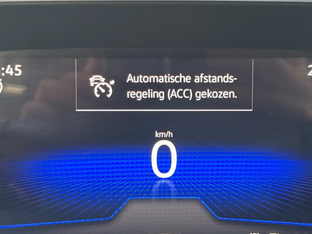 Volkswagen T-Roc TSI 115PK LIFE GOAL NAVI/CARPLAY/STOELVERW. uit 2025, foto 18