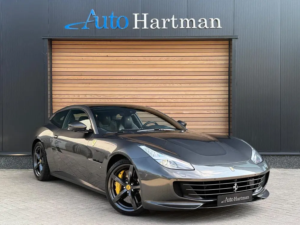Ferrari GTC4Lusso T 3.9 V8 LIFT|PANO|P.DISPLAY|CARBON uit 2021