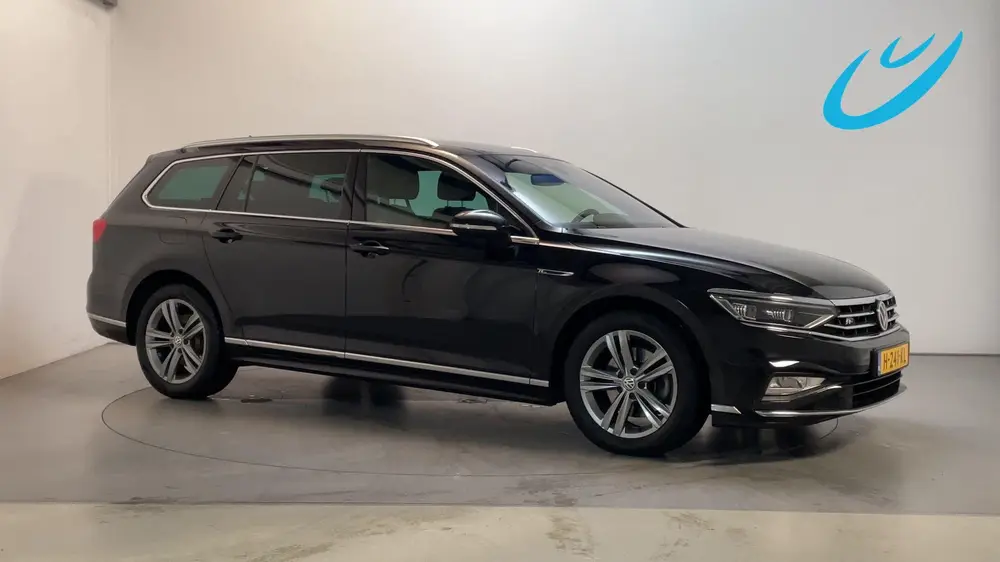 Volkswagen Passat Variant 1.5 TSI 150pk DSG Elegance Busines uit 2020