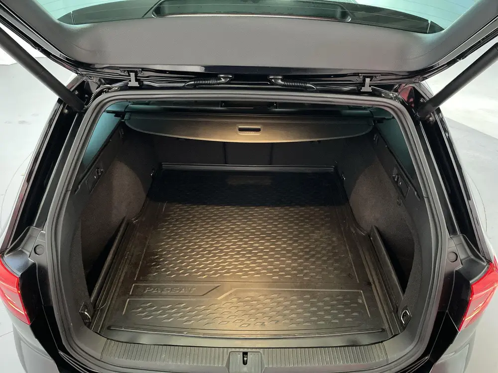Volkswagen Passat Variant 1.5 TSI 150pk DSG Elegance Busines uit 2020, foto 11