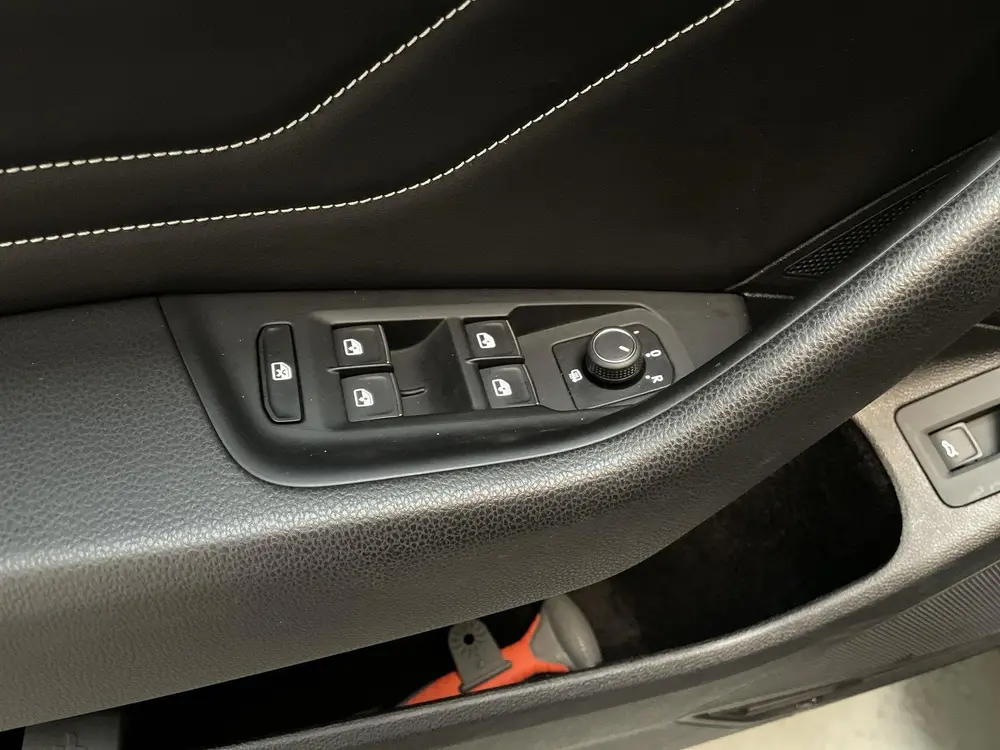 Volkswagen Passat Variant 1.5 TSI 150pk DSG Elegance Busines uit 2020, foto 18