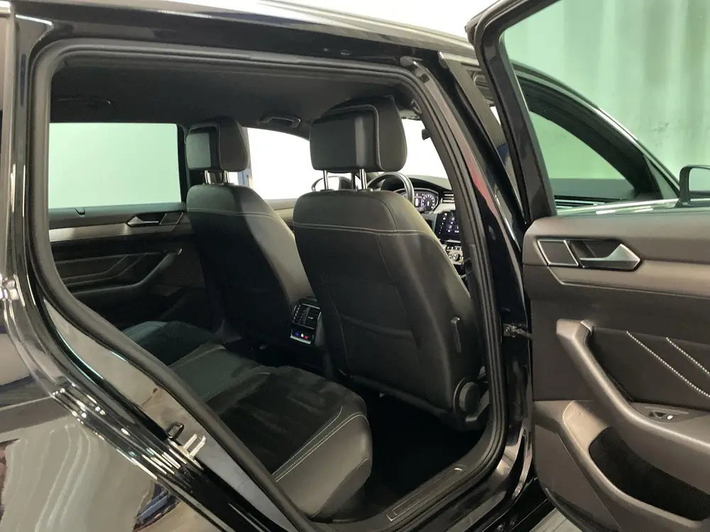 Volkswagen Passat Variant 1.5 TSI 150pk DSG Elegance Busines uit 2020, foto 9