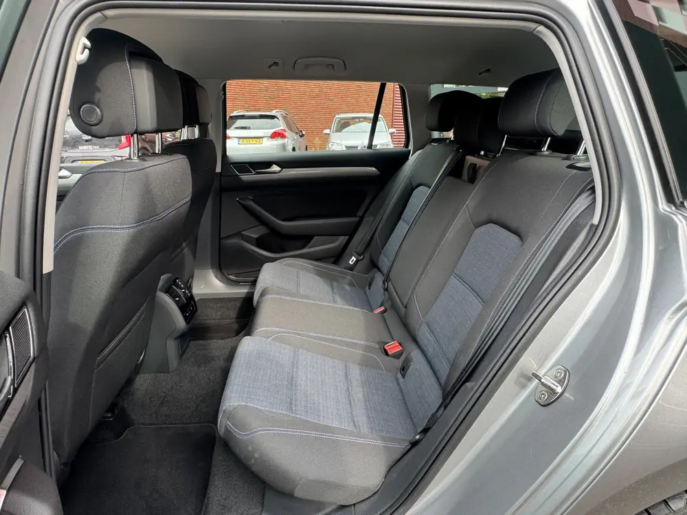 Volkswagen Passat Variant 1.4 TSI PHEV GTE Business // LED / uit 2022, foto 13