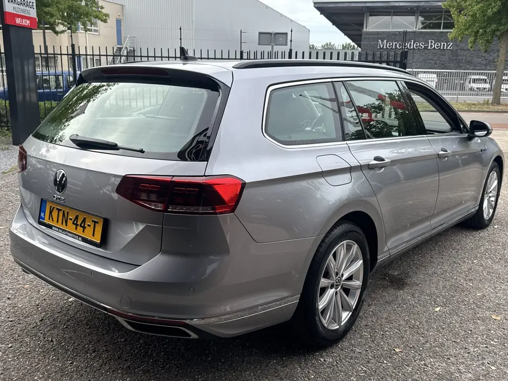 Volkswagen Passat Variant 1.4 TSI PHEV GTE Business // LED / uit 2022, foto 5