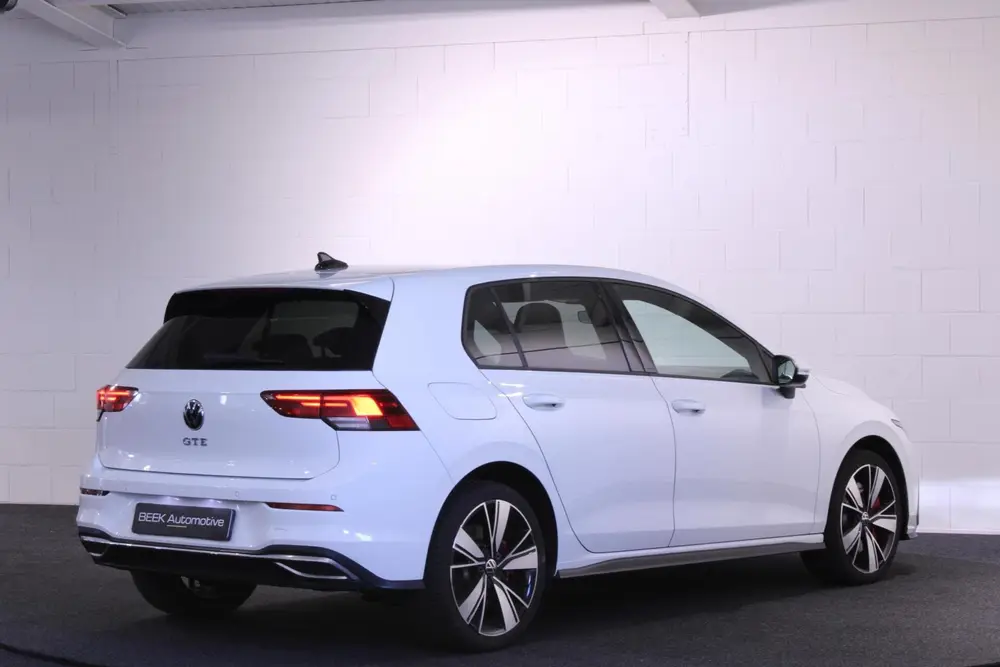 Volkswagen Golf 1.4 eHybrid GTE | Apple CarPlay | Stoelverwa uit 2021, foto 4