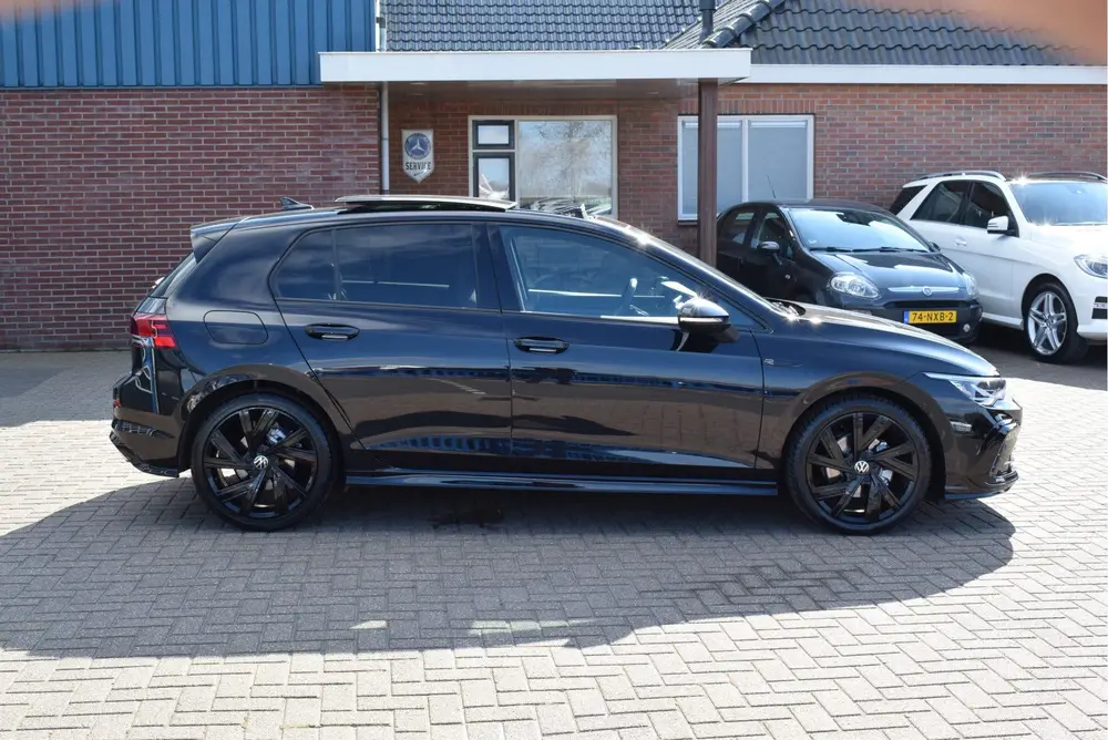 Volkswagen Golf 1.5 eTSI R-Line Business+ Panoramadak Automa uit 2022, foto 10