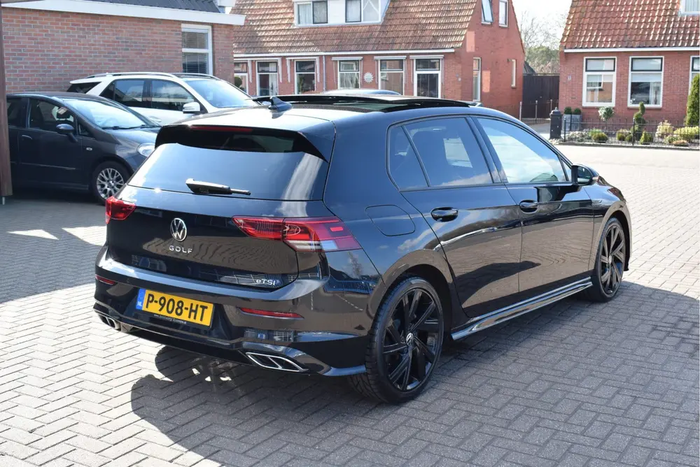 Volkswagen Golf 1.5 eTSI R-Line Business+ Panoramadak Automa uit 2022, foto 8