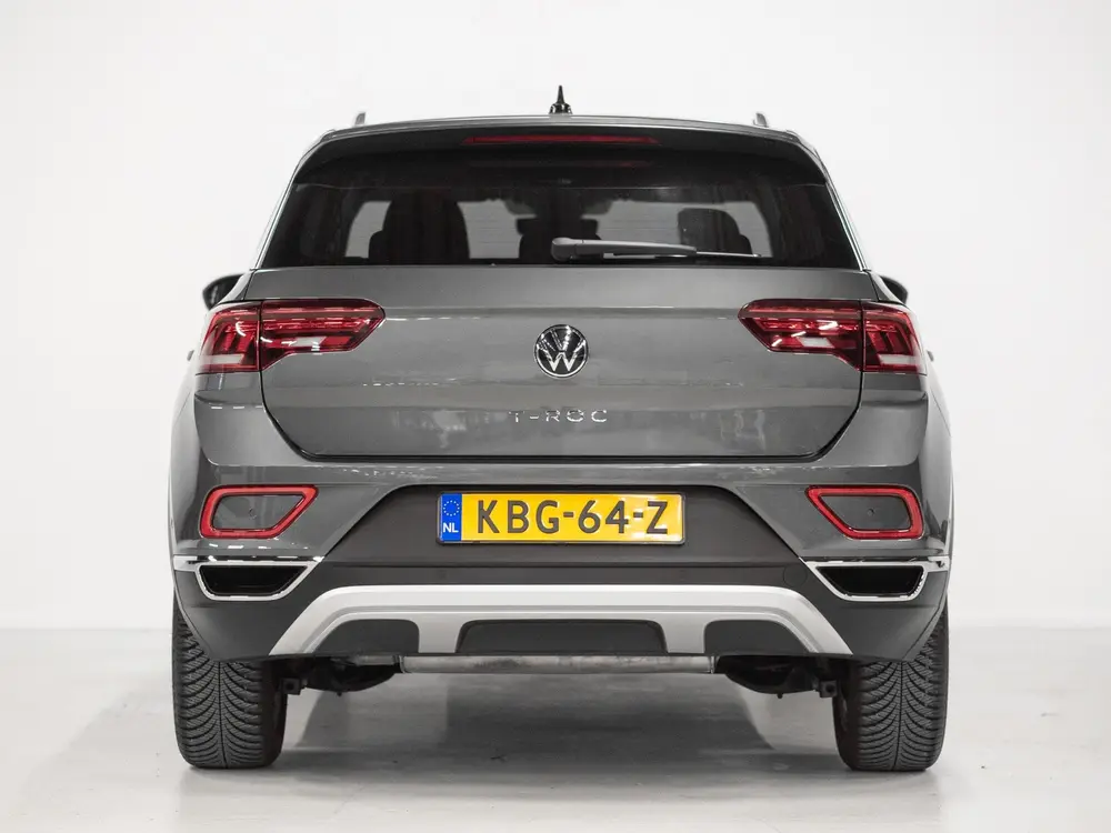 Volkswagen T-Roc 1.5 TSI Life IQ LIghts ACC Stoelv uit 2025, foto 6