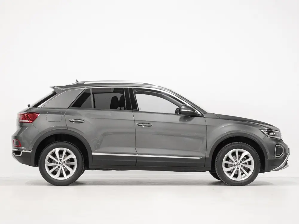 Volkswagen T-Roc 1.5 TSI Life IQ LIghts ACC Stoelv uit 2025, foto 7