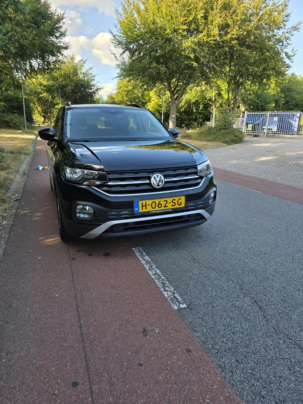 Volkswagen T-Cross 1.0 TSI 95pk 2020 Zwart uit 2020, foto 3