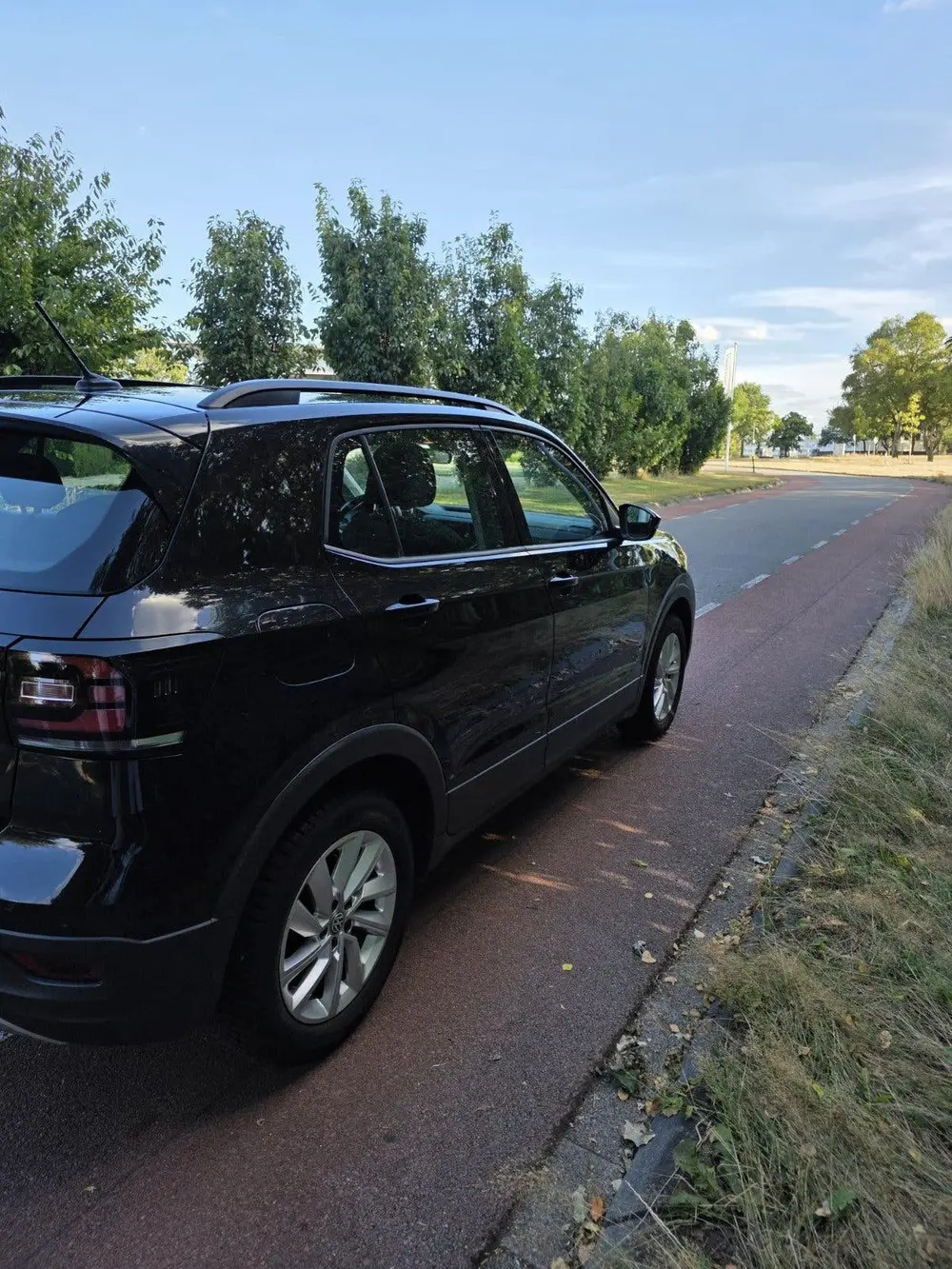 Volkswagen T-Cross 1.0 TSI 95pk 2020 Zwart uit 2020, foto 5
