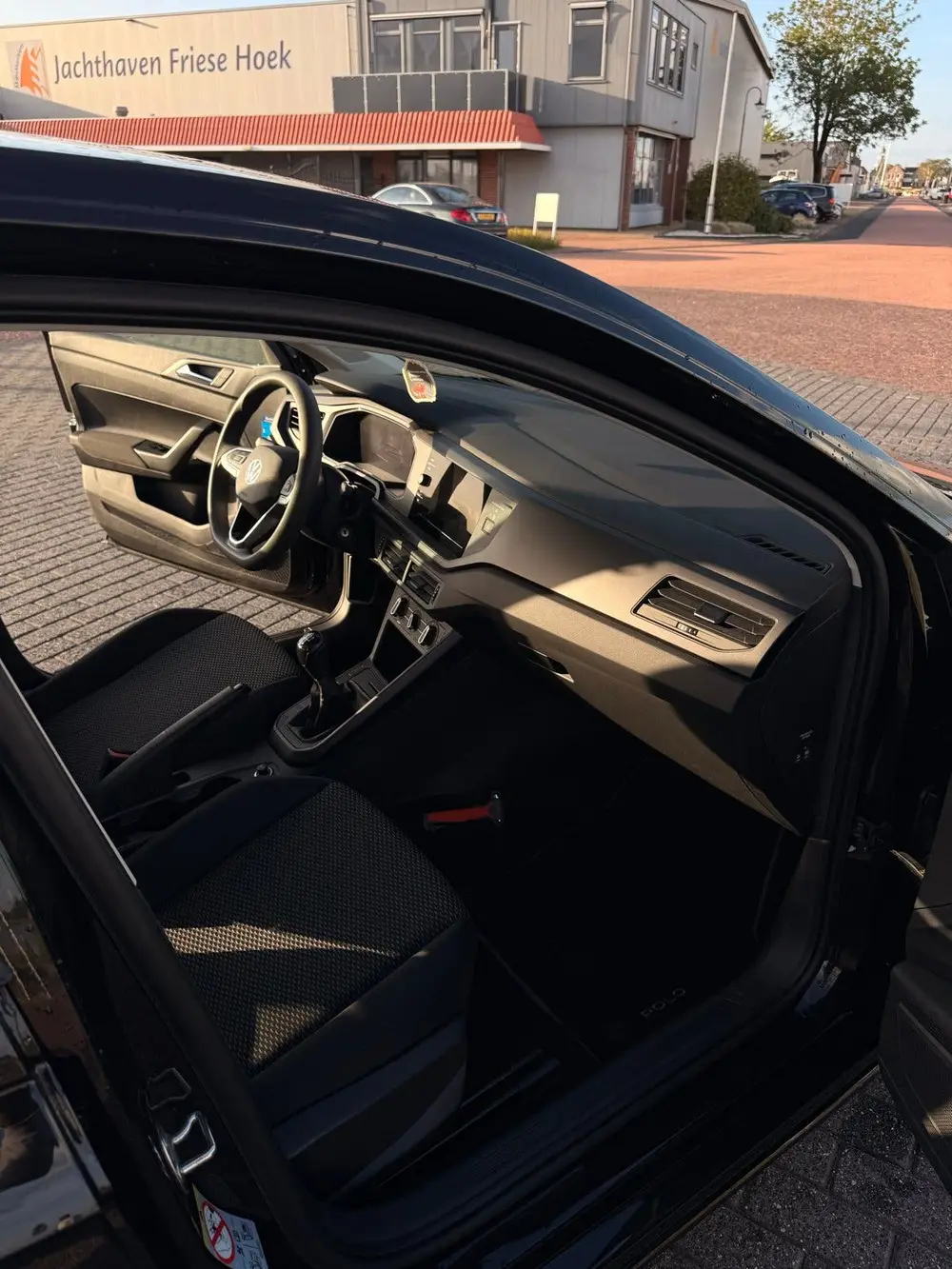 Volkswagen Polo 1.0 TSI 95pk 2024 Zwart uit 2024, foto 9