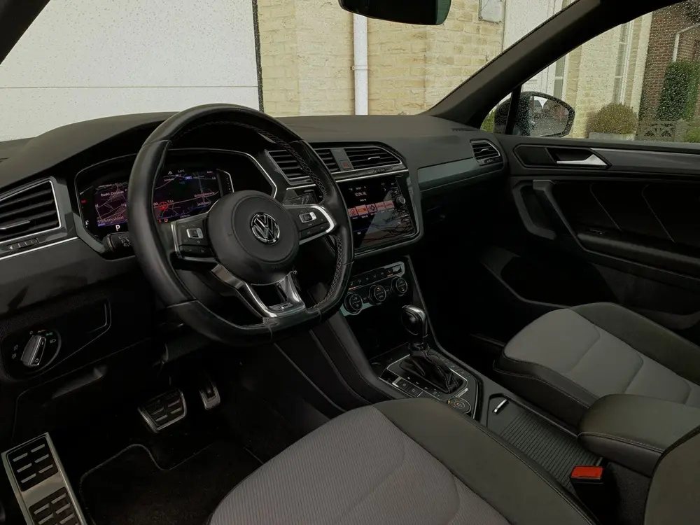 Volkswagen Tiguan 2.0 TSI 190pk 4Motion 3x R-line DSG Panora uit 2019, foto 2