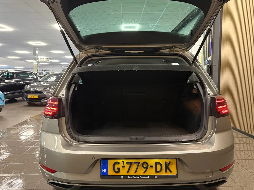 Volkswagen Golf 1.0 TSI Comfortline Business * Dealer onderh uit 2019, foto 5