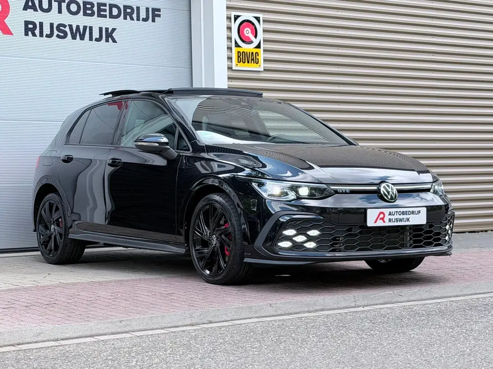 Volkswagen Golf 1.4 eHybrid GTE Pano/Matrix/Trekhaak uit 2022, foto 8