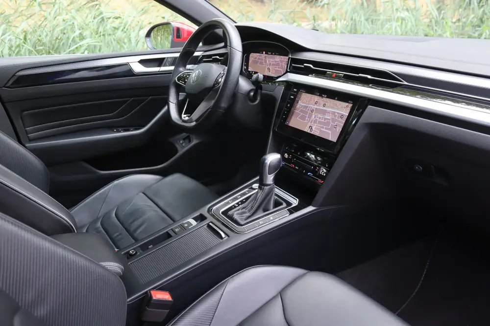 Volkswagen Arteon Shooting Brake 1.4 TSI eHybrid R-Line Pano uit 2021, foto 8