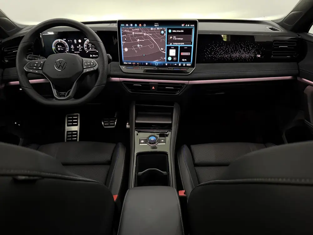 Volkswagen Tiguan 1.5 eHybrid R-Line Edition Plug-in Panoram uit 2026, foto 3