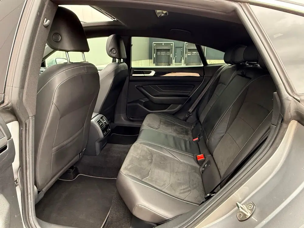 Volkswagen Arteon 2.0 TSI R-Line Business+ PANO BTW NAP uit 2021, foto 15
