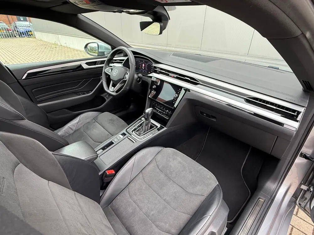Volkswagen Arteon 2.0 TSI R-Line Business+ PANO BTW NAP uit 2021, foto 17