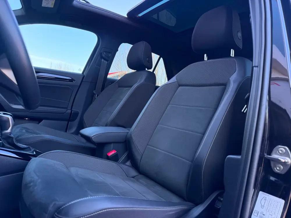Volkswagen T-Roc 1.5 TSI R-Line Pano/Matrix/Beats uit 2023, foto 11