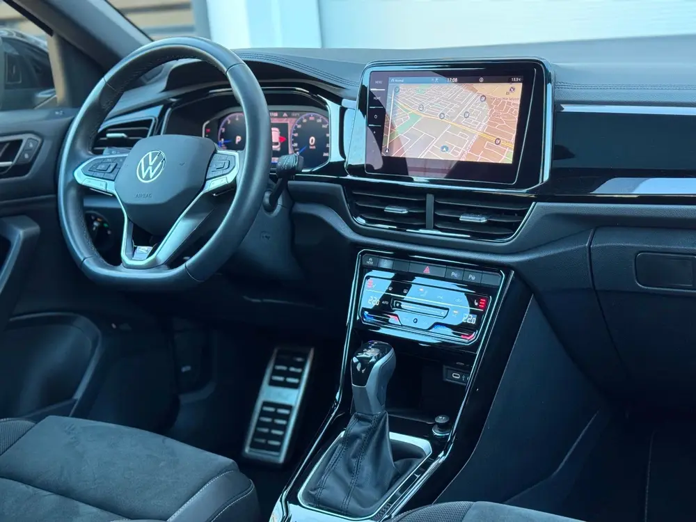 Volkswagen T-Roc 1.5 TSI R-Line Pano/Matrix/Beats uit 2023, foto 17