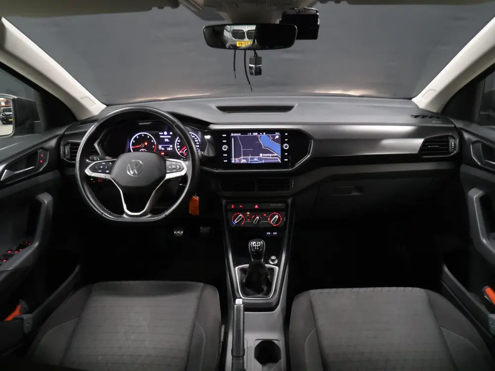 Volkswagen T-Cross 1.0 TSI Life [ADAPTIVE CRUISE, APPLE CARP uit 2021, foto 5