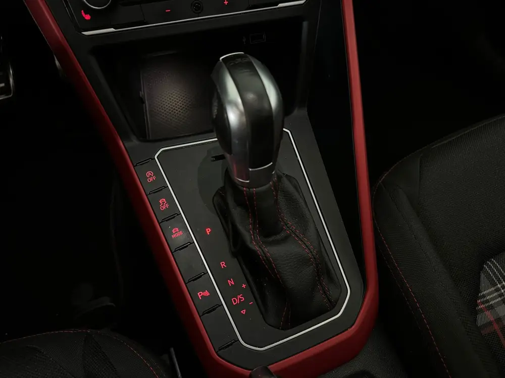Volkswagen Polo 2.0 TSI GTI Pano|CarPlay|Beats|Stoelverwarmi uit 2019, foto 14