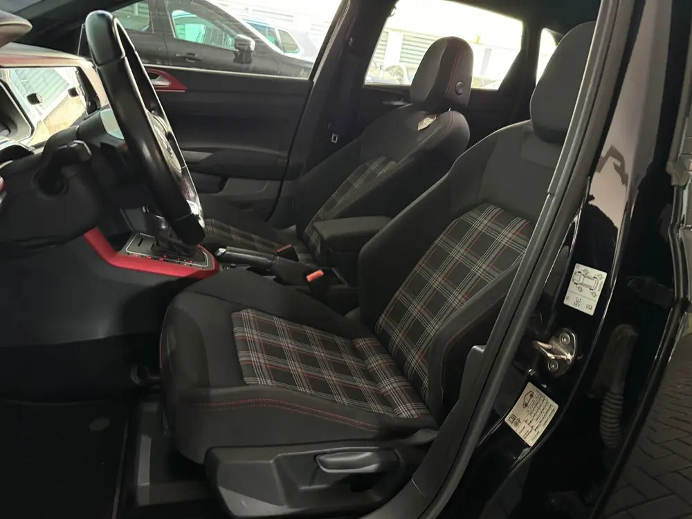 Volkswagen Polo 2.0 TSI GTI Pano|CarPlay|Beats|Stoelverwarmi uit 2019, foto 6
