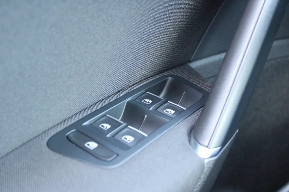 Volkswagen Golf 1.0 TSI Highline AdaptiveCruise VirtualCockp uit 2019, foto 14