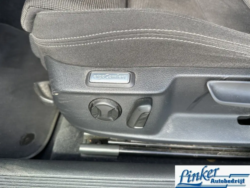 Volkswagen Passat 1.5 TSI Comfortline Business - NL-AUTO CAM uit 2019, foto 12
