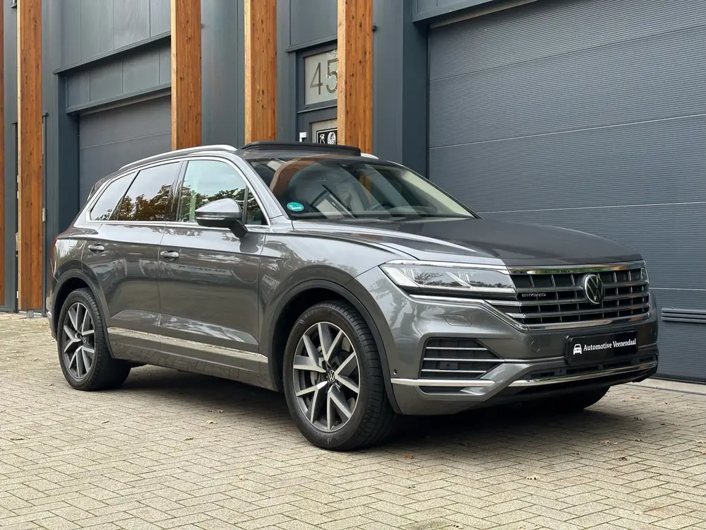 Volkswagen Touareg 3.0 TSi eHybrid 4MOTION Luchtvering uit 2021, foto 6