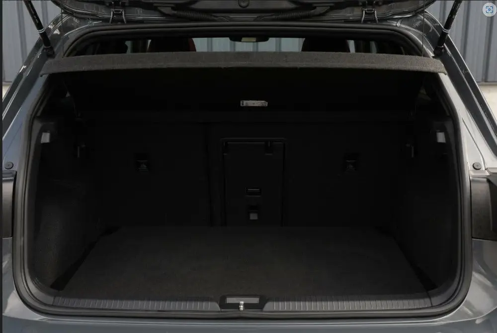 Volkswagen Golf 2.0 TSI OPF 221KW Dsg7 2021 Grijs uit 2021, foto 11